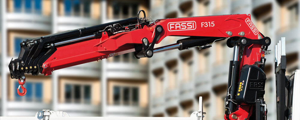 fassi-loader-crane-F315RA-e-dynamic-01-e1655521690459.jpg